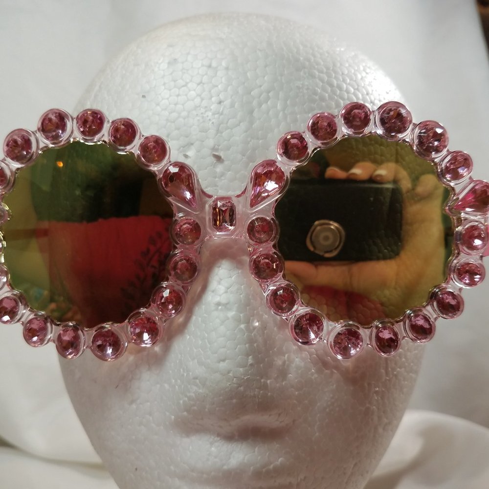 NWT Oversized Betsey Johnson Sunglasses